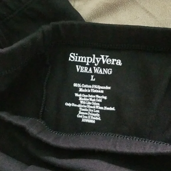 Simply Vera Tights & Leggings - Picture 4 of 5